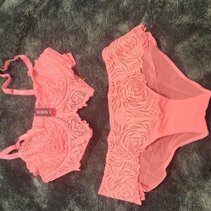 Adore me set 34a, s
